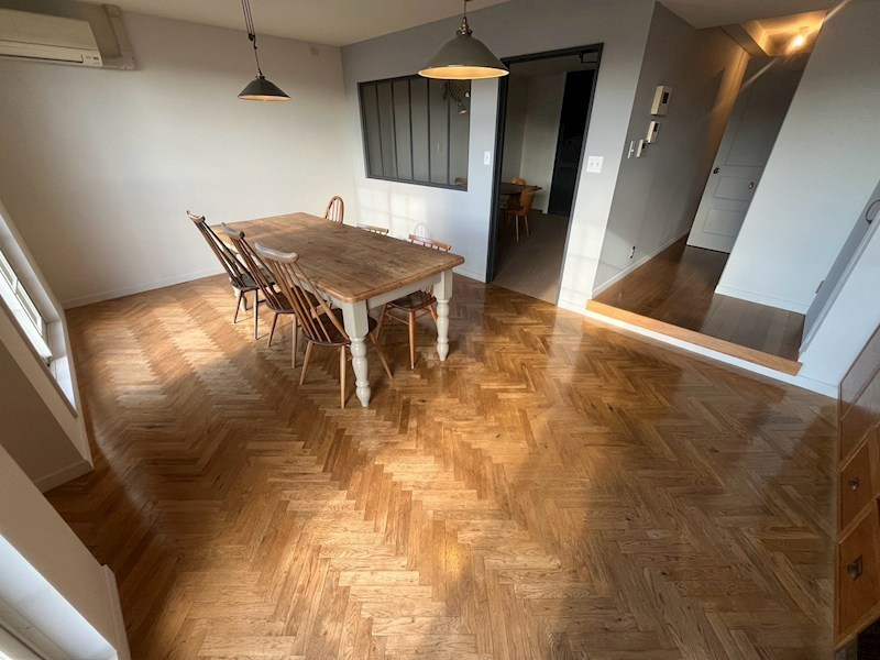 芦屋市大桝町の賃貸マンションの居間・リビング