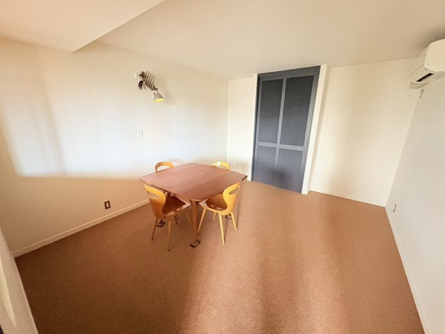 芦屋市大桝町の賃貸マンションの居間・リビング