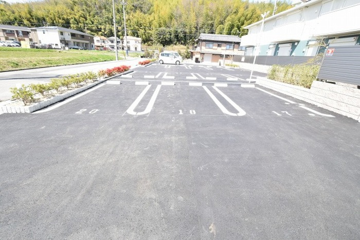 フルール ドゥ ソレイユⅡの駐車場|☆神戸市北区　フルールドゥソレイユⅡ☆