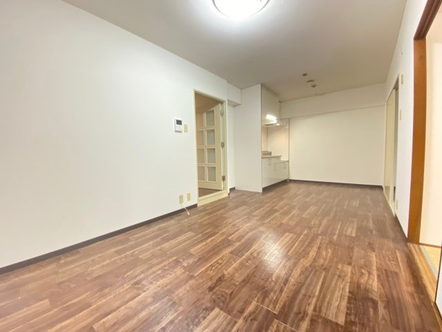 サムティ南多聞台の居間・リビング|LDK☆神戸市垂水区　サムティ南多聞台　賃貸☆