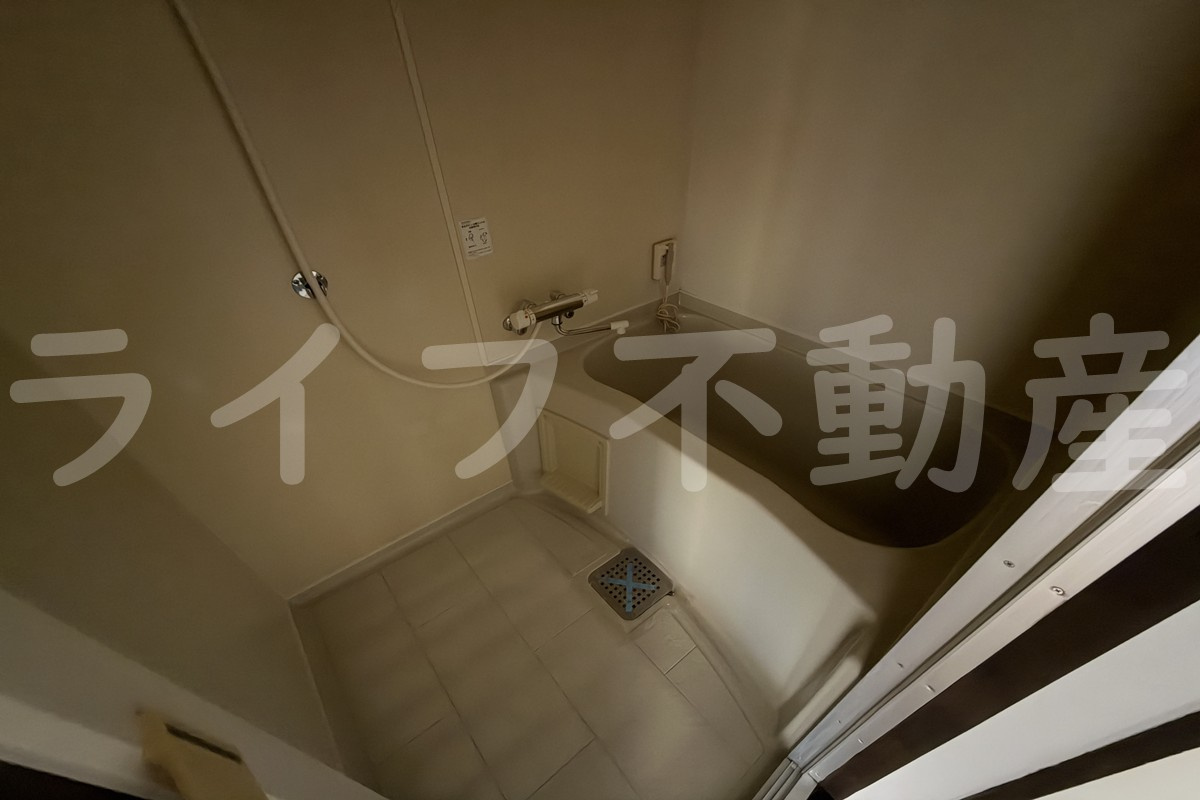 湊川マンションの浴室|日々の疲れを癒すお風呂付です