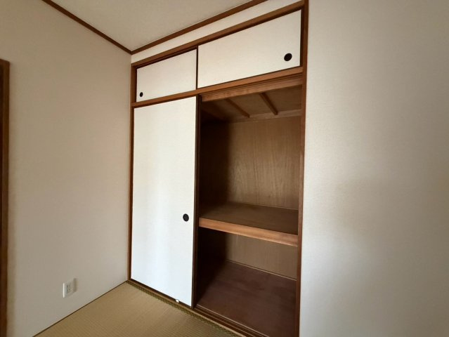 サンハイツ寝屋川の収納