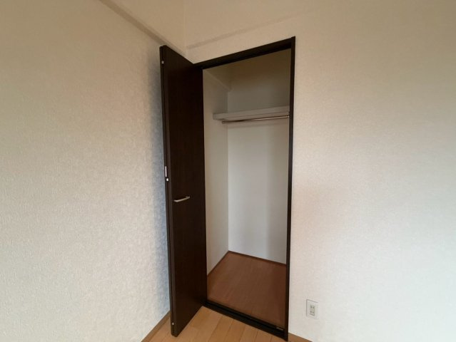 サンハイツ寝屋川の収納