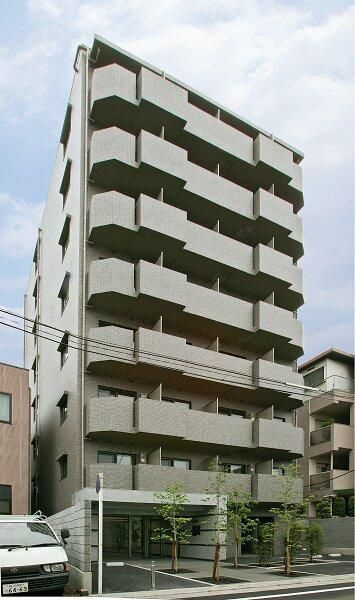 ルーブル下北沢弐番館の外観