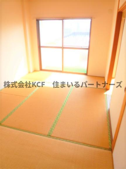 レジデンス宮本の和室|落ち着いた雰囲気の和室付きです