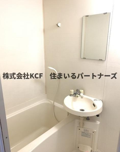 ラ バンリュ東合川の浴室|落ち着いた空間のお風呂です