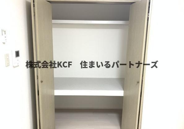 ラ バンリュ東合川の収納|こまごまとしたものを収納できそうですね
