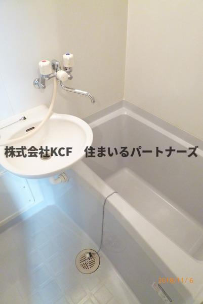 Aレガード久留米大前B棟の浴室|コンパクトで使いやすいお風呂です