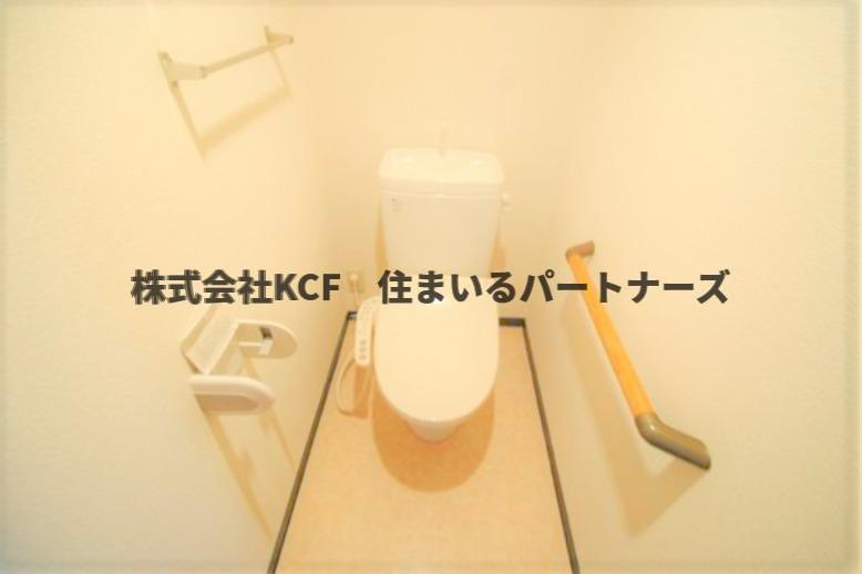 ルネス津福のトイレ|落ち着いた色調のトイレです