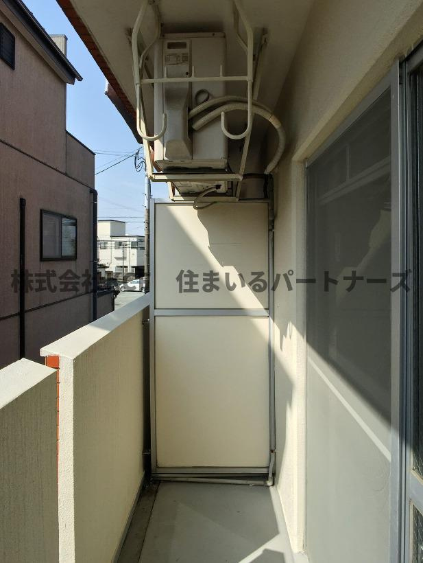 エクセレント櫛原のバルコニー|暖かな日差しのふりそそぐバルコニー