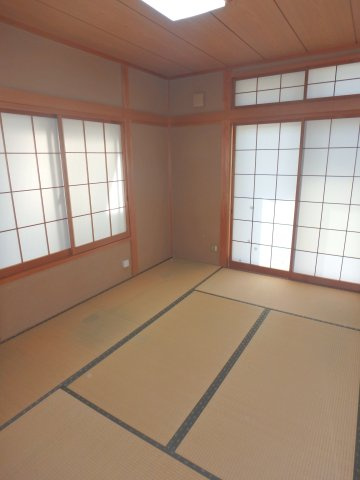 鶴ヶ島市鶴ヶ丘中古住宅の和室|和室、ちょっとしたくつろぎスペースにいかがでしょうか