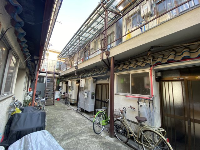 石津アパートの外観|外観もきれいです