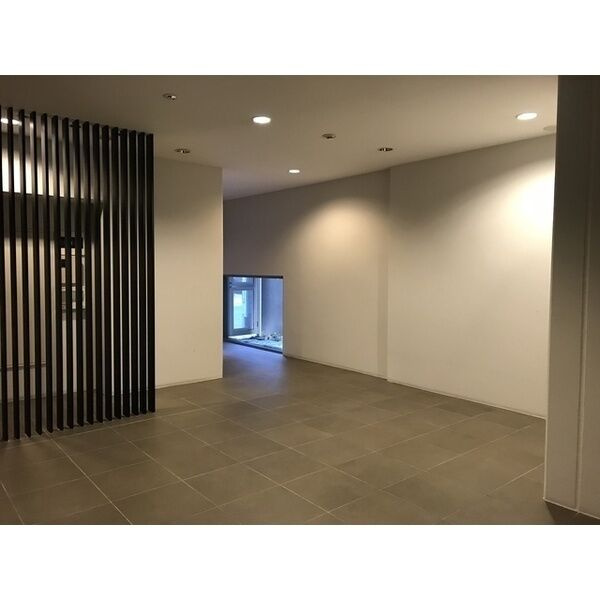 アプリーレ京町堀のロビー