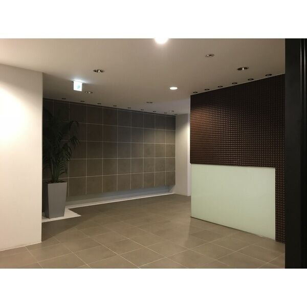アプリーレ京町堀のロビー