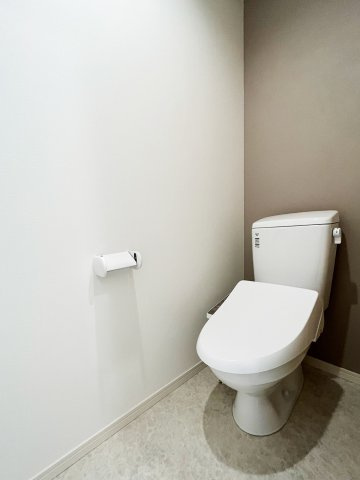 ファミール草加のトイレ|落ち着いたトイレです