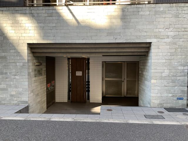 アプレシティ日本橋小伝馬町のエントランス