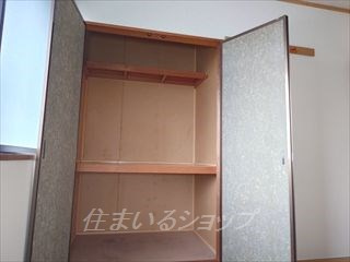 広島市安佐北区可部２丁目のアパートの収納
