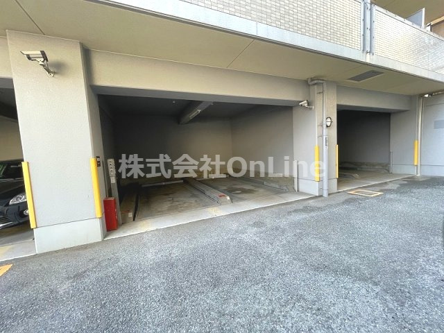 ヴィラサンシャインの駐車場