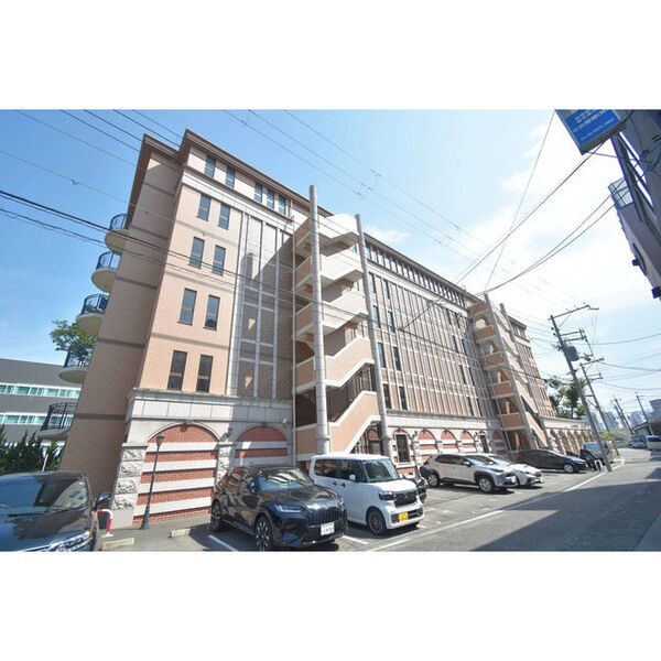 Luxe新大阪SOUTHの外観
