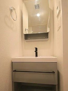 セレニテ本町東リアンの洗面所