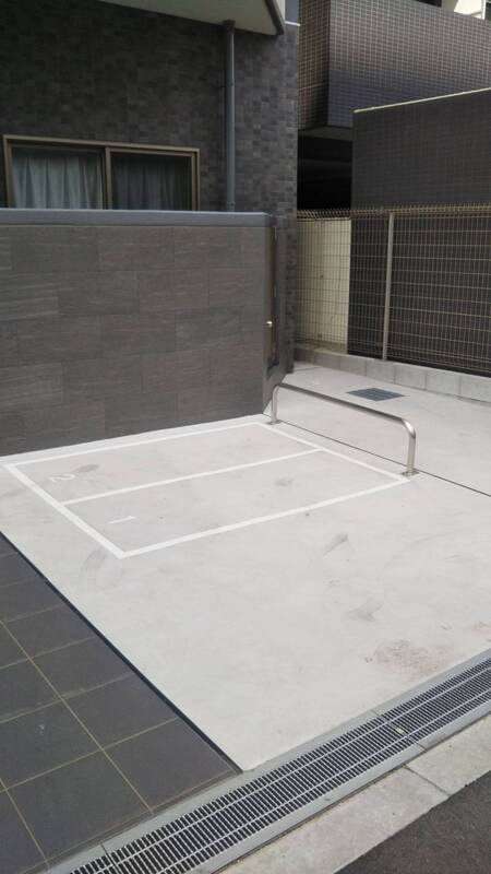 リックス天王寺南の駐車場