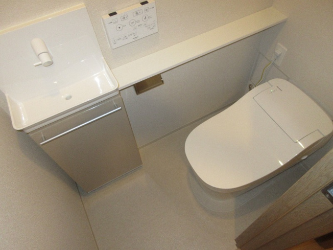 【トイレ】 | クリオ西横浜セントラルマークス | 落ち着いた色調のトイレです♪
