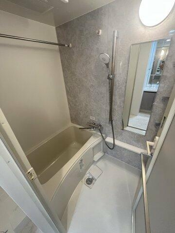 Ｍ－ＲＥＳＩＤＥＮＣＥ亀戸の浴室