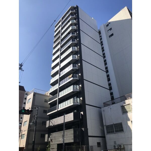 Lala place難波ガルテンの外観