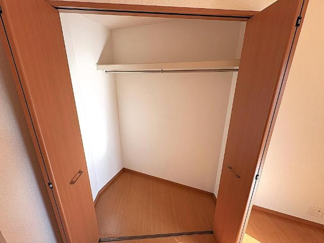 フローレンス東寺尾の収納|こまごまとしたものを収納できそうですね