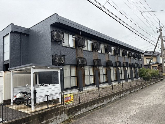レオパレスメゾンエトワールの外観|外観もきれいです