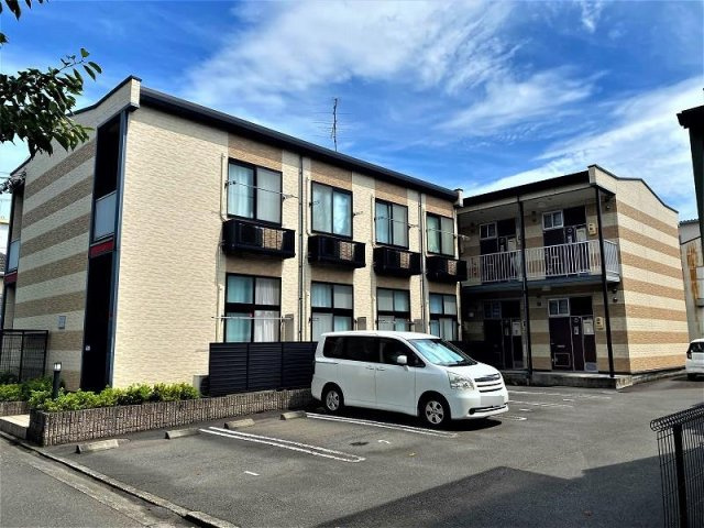 レオパレスデァ　リンデンバオムの外観|外観もきれいです