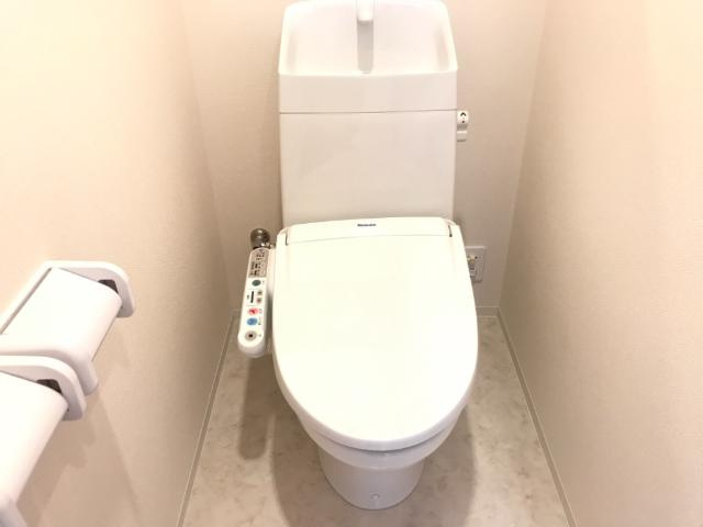エミネンス・フルールのトイレ|ゆったりとした空間のトイレです