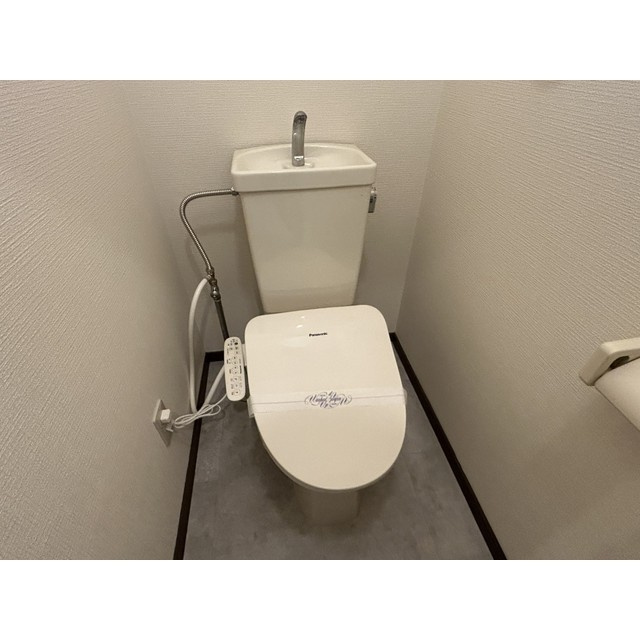 白鍬グランデのトイレ|シンプルで使いやすいトイレです