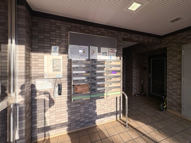 ヴィルドミール成城のエントランス