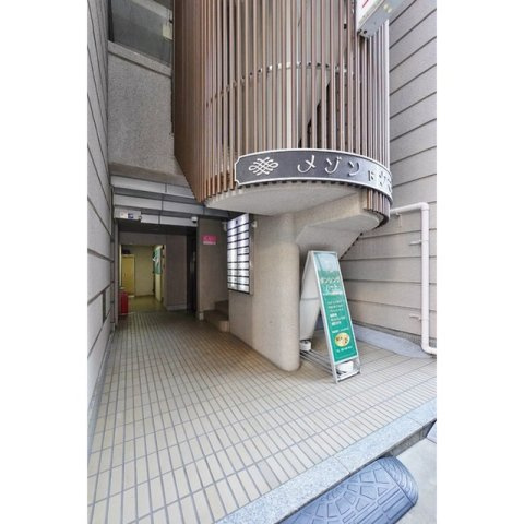 メゾン・ド・クマダのエントランス|お問い合わせは美濃善不動産駅前店へ！