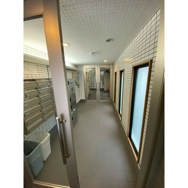 CITY SPIRE上本町のロビー