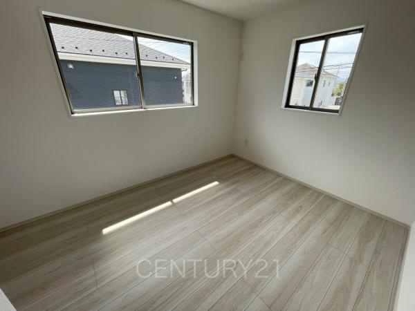 前橋市北代田町1期 1号棟の子供部屋|２面採光の明るい洋室です。