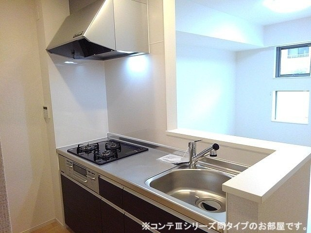仮称；小室町アパートのキッチン|使いやすいキッチンです