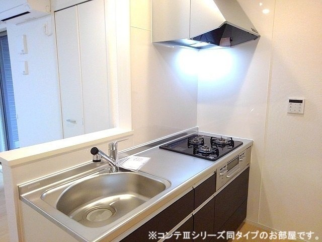 仮称；小室町アパートのキッチン|きれいなキッチンです