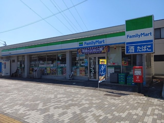 ヒカルサ船橋小室ノースの周辺|ファミリーマート小室駅前店まで600m