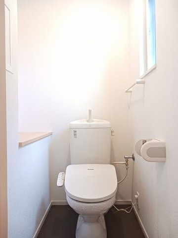 サニ－フラットのトイレ|落ち着いたトイレです