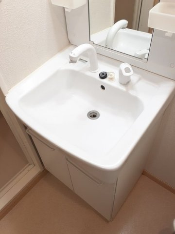 ソレイユの洗面所|明るい洗面所です