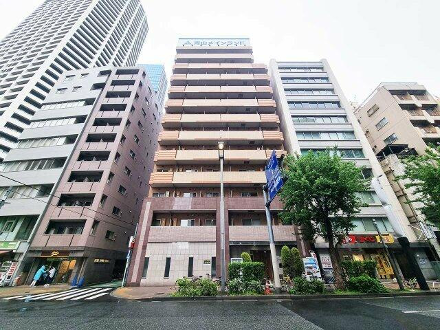 メインステージ西新宿の外観