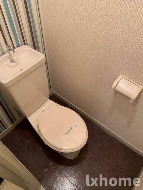 メゾンシャルマンのトイレ|シンプルで使いやすいトイレです
