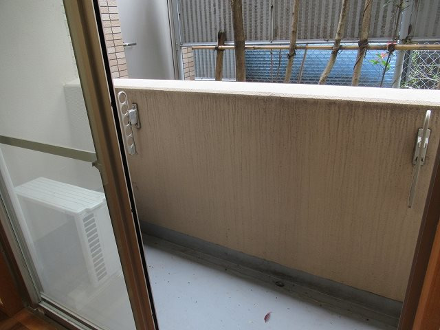 【バルコニー】
