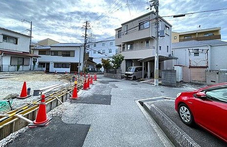 豊中市岡上の町2丁目　新築戸建の前面道路含む現地写真|前面道路含む現地写真です