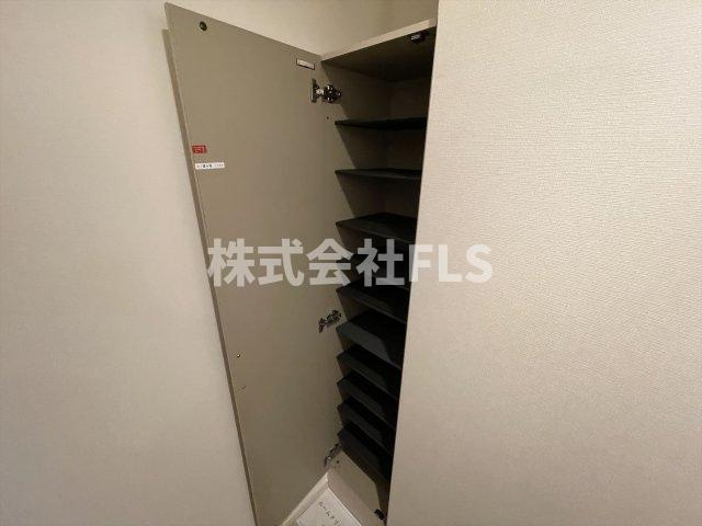 新宿区市谷加賀町２丁目の賃貸マンションの収納