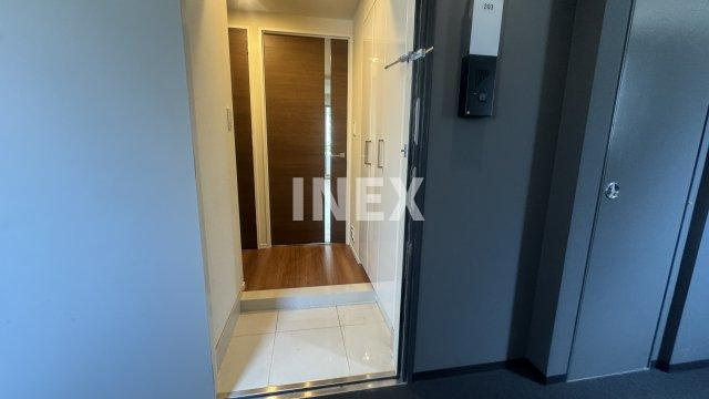 パークアクシス横浜山下町の玄関