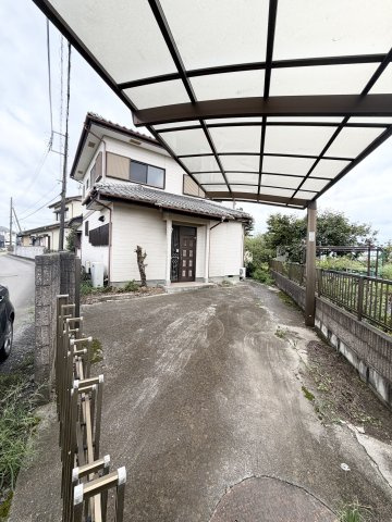 壬生町表町13-22の前面道路含む現地写真
