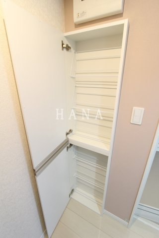 ユナイト別所プラトンの杜の玄関
